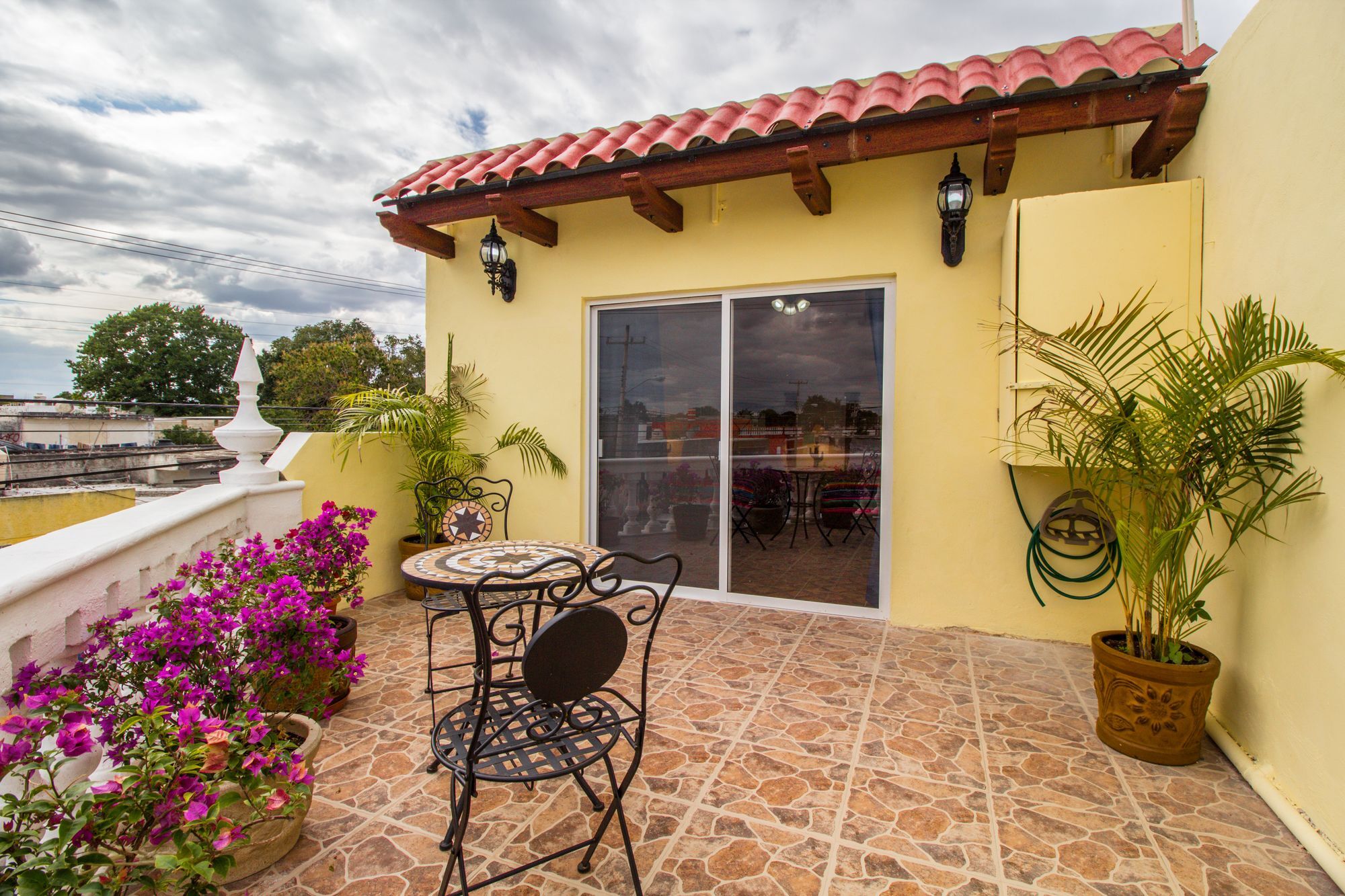 Mayan Sun - Bed&Breakfast Merida Bagian luar foto